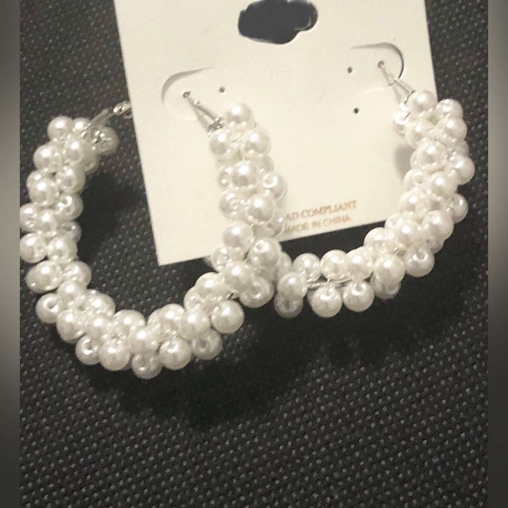 Natasha faux white oversized pearl silver plated‎ hoop earrings new - Picture 13 of 15